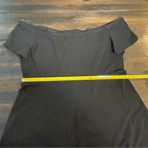Old Navy Black Off the Shoulder Skater Dress Size XL - Picture 3 of 4